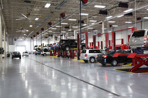 Toyota Dealer «Elgin Toyota», reviews and photos, 1600 W Lake St, Streamwood, IL 60107, USA