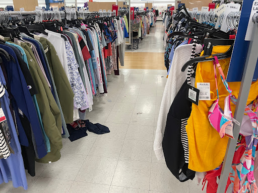 Department Store «Marshalls», reviews and photos, 253 Commons Dr, Chicago Ridge, IL 60415, USA