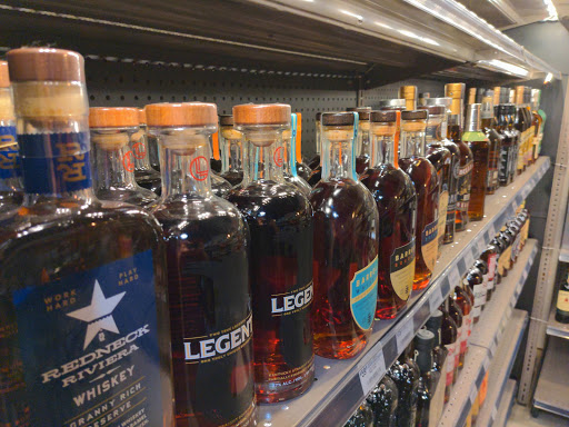 Liquor Store «Lynbrook Wine & Liquor», reviews and photos, 325 Sunrise Hwy, Lynbrook, NY 11563, USA