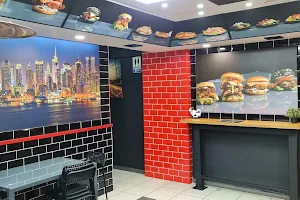It Burger image