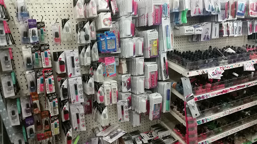 Dollar Store «Dollar Tree», reviews and photos, 1022 Mineral Wells Ave, Paris, TN 38242, USA