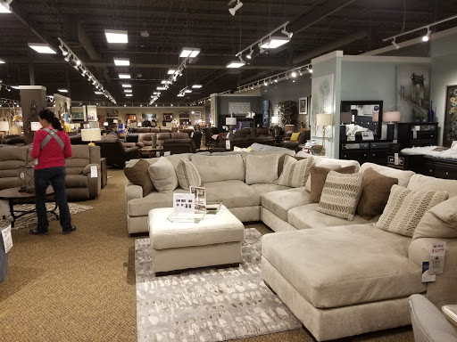 Furniture Store «Ashley HomeStore», reviews and photos, 3750 Williams Blvd SW, Cedar Rapids, IA 52404, USA