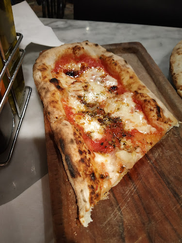 Comments and reviews of Franco Manca Soho
