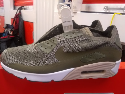 Sportswear Store «Nike», reviews and photos, 1261 Woodward Ave, Detroit, MI 48226, USA