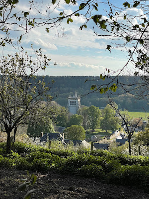 Vue imprenable sur le Bec Helloui à Le Bec-Hellouin