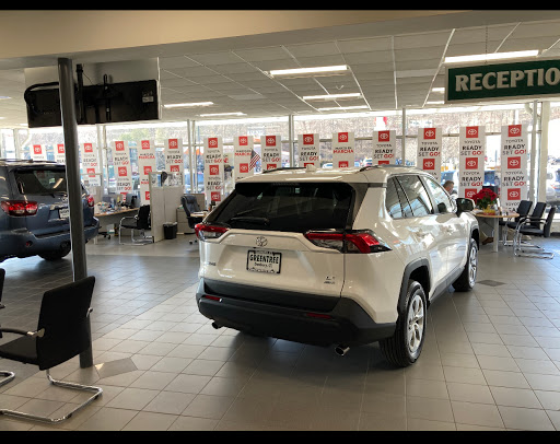 Car Dealer «Greentree Toyota», reviews and photos, 87 Federal Rd, Danbury, CT 06811, USA