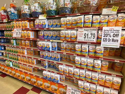 Thrift Store «Pepperidge Farm», reviews and photos, 35 S Willowdale Dr, Lancaster, PA 17602, USA