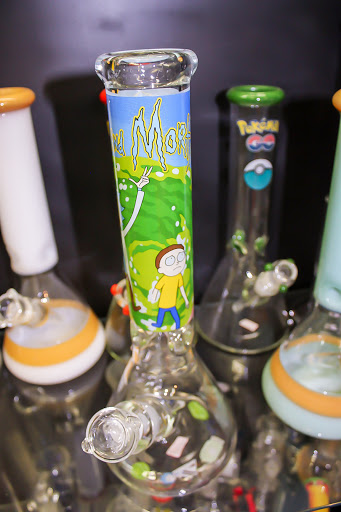 Tobacco Shop «Ace Tobacco Shop», reviews and photos, 2501 Lake Ave, Altadena, CA 91001, USA