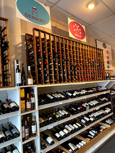 Wine Store «Toast Wines & Spirits», reviews and photos, 984 Farmington Ave B, West Hartford, CT 06107, USA