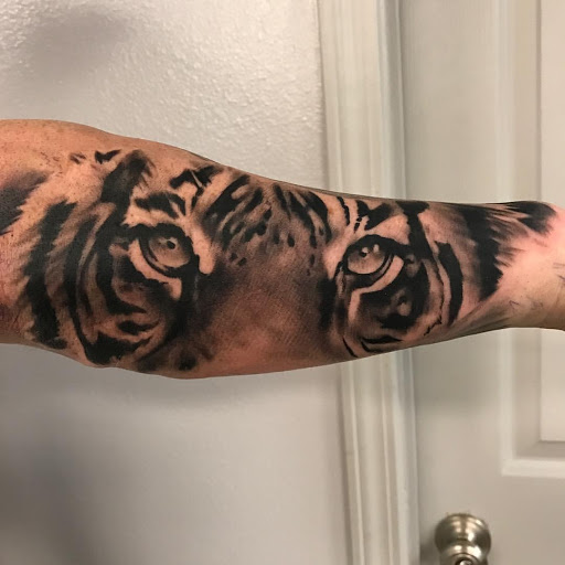 Explore plane tattoo ideas, creative tattoo ideas in Cabot, available at ELECTRIC PANTHER TATTOO GALLERY