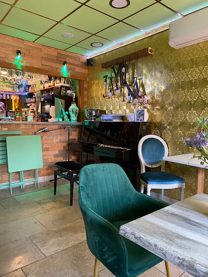 JAYUNA piano bar-restaurant - 16 Rue Chaudronnerie, 21000 Dijon, France