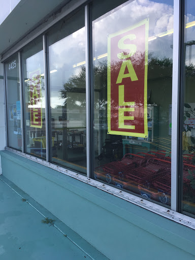 Thrift Store «Humane Society Thrift Store», reviews and photos, 4445 20th St, Vero Beach, FL 32966, USA