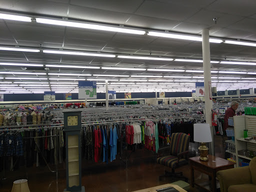 Thrift Store «Goodwill Super Store», reviews and photos, 825 W Pipeline Rd, Hurst, TX 76053, USA