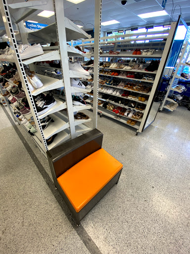 Clothing Store «Ross Dress for Less», reviews and photos, 110 Yorba Linda Blvd, Placentia, CA 92870, USA