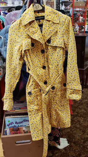 Thrift Store «Hand to Hand Thrift Store», reviews and photos, 785 Terryville Ave, Bristol, CT 06010, USA