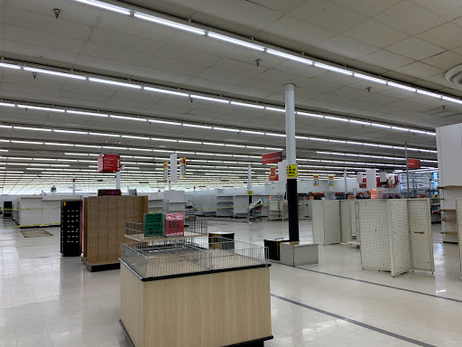 Discount Store «Kmart», reviews and photos, 2000 E 10 Mile Rd, Warren, MI 48091, USA