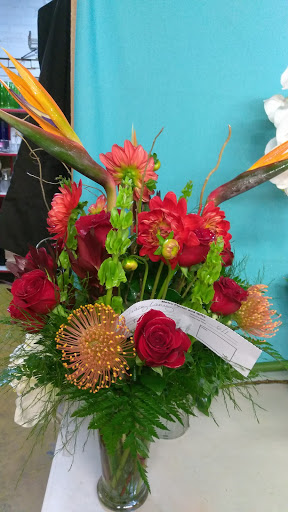 Florist «Metro Florist & Gifts», reviews and photos, 216 W 6th St, Ferris, TX 75125, USA