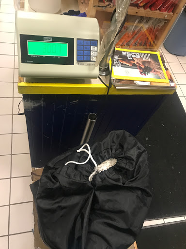 Laundromat «Ferry Plaza Laundromat & Dry Cleaners», reviews and photos, 305 Ferry St, Newark, NJ 07105, USA