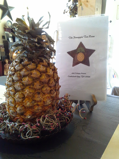 Restaurant «The Pineapple Tea Room & Coffee Shoppe», reviews and photos, 604 Colwyn St, Cumberland Gap, TN 37724, USA