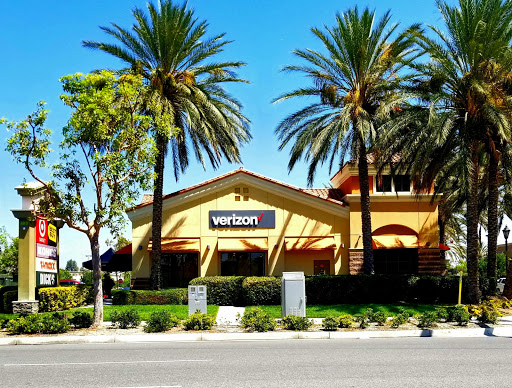 Cell Phone Store «Verizon», reviews and photos, 12459 Limonite Ave c, Mira Loma, CA 91752, USA
