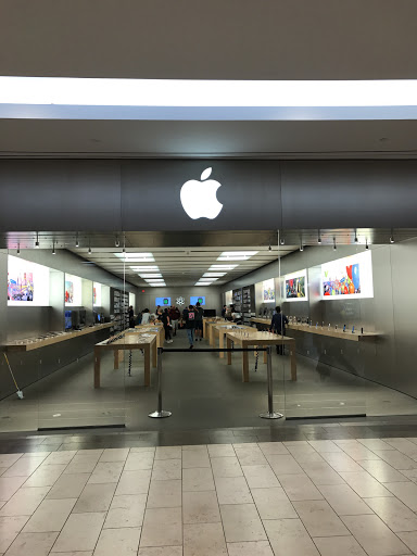 Computer Store «Apple Natick Collection», reviews and photos, 1245 Worcester St, Natick, MA 01760, USA