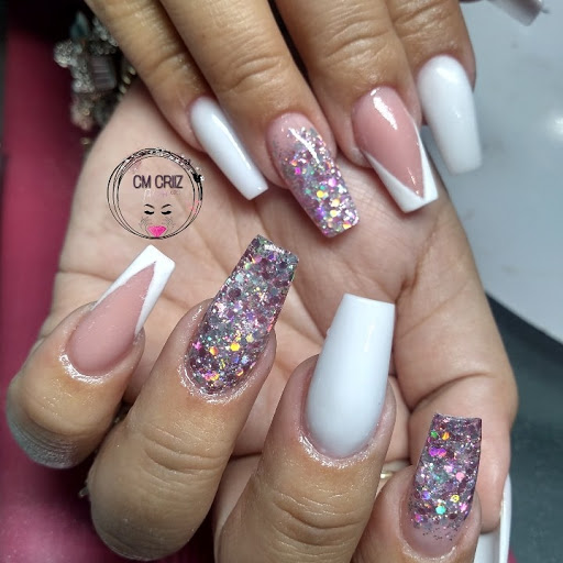 Cristal Nails, Pedicure y Manicure Spa