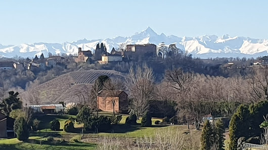 La Terrazza di Mombarone - Locanda e Affittacamere Frazione Mombarone, 102, 14100 Asti AT, Italia