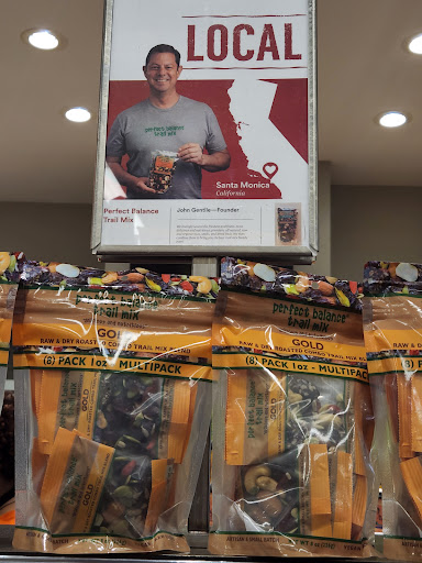 Grocery Store «Whole Foods Market», reviews and photos, 1050 Gayley Ave, Los Angeles, CA 90024, USA