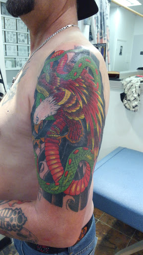 Tattoo Shop «Aces & Eights Tattoo Shop», reviews and photos, 6846 Park Blvd N, Pinellas Park, FL 33781, USA