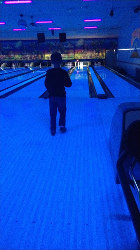 Sports Bar «Super Bowling Lanes and Sports Bar», reviews and photos, 4416 Pinson Valley Pkwy, Birmingham, AL 35215, USA