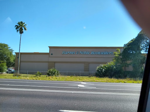 Book Store «Barnes & Noble», reviews and photos, 122 Brandon Town Center Dr, Brandon, FL 33511, USA