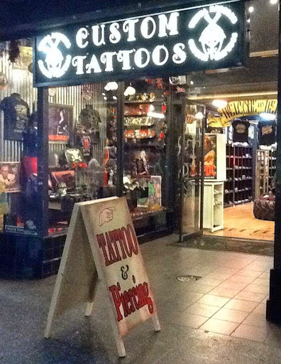 Tattoo Shop «Tinta Rebelde Custom Tattoos», reviews and photos, 133 E 3rd St, Los Angeles, CA 90013, USA