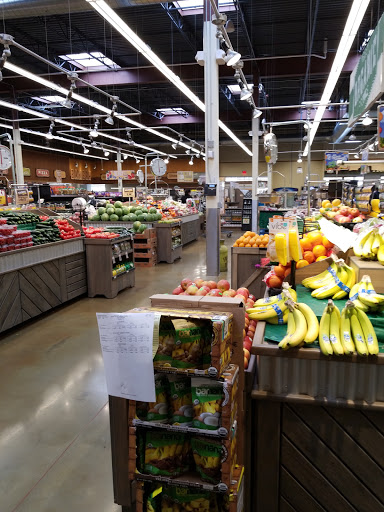 Grocery Store «Fresh Thyme Farmers Market - Omaha», reviews and photos, 14949 Evans Plaza, Omaha, NE 68116, USA