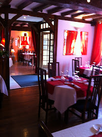 Atmosphère du Restaurant L'atelier Gourmand de La Salle à Manger à Aix-Villemaur-Palis - n°8