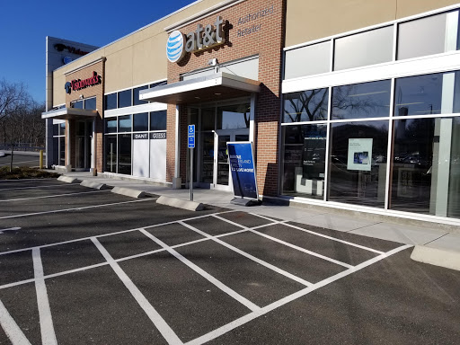 Cell Phone Store «AT&T Authorized Retailer», reviews and photos, 4 Backus Ave, Danbury, CT 06810, USA