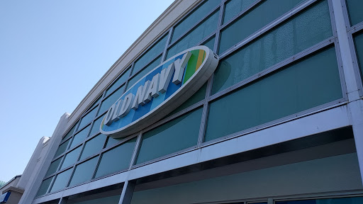 Clothing Store «Old Navy», reviews and photos, 2215 Black Rock Turnpike, Fairfield, CT 06825, USA