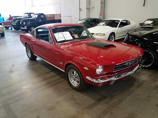 Car Dealer «Gateway Classic Cars of Nashville», reviews and photos, 320 Tech Park Dr #600, La Vergne, TN 37086, USA