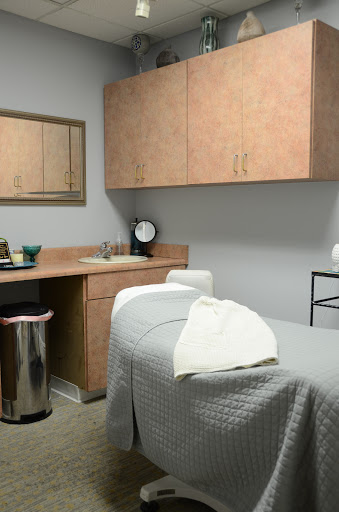 Cosmetics Store «Merle Norman Cosmetic Studio», reviews and photos, 910 W Dixie Ave, Elizabethtown, KY 42701, USA