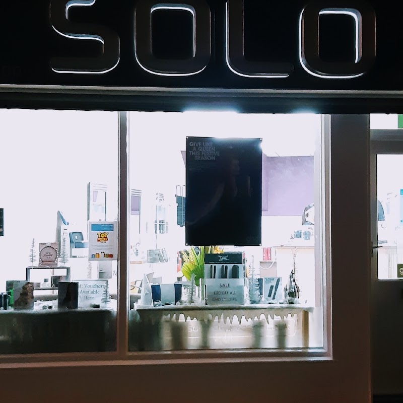 Solo hairdressing