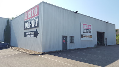 Stockage Menuiserie Brico Dépôt à Villefranche-sur-Saône