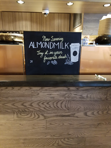 Coffee Shop «Starbucks», reviews and photos, 659 Sunrise Hwy, Lynbrook, NY 11563, USA