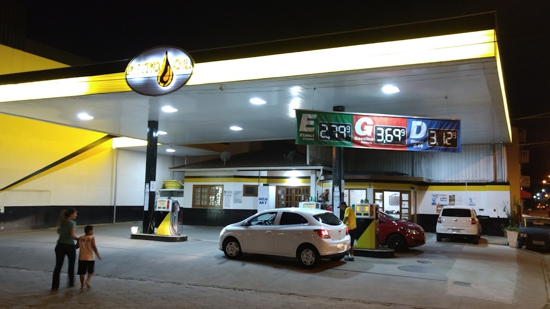 Posto Petro Oil na cidade Piranguinho