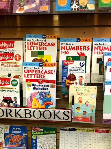 Book Store «Womrath Book Shop», reviews and photos, 76 Pondfield Rd, Bronxville, NY 10708, USA