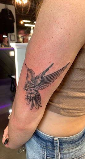 Tattoo Shop «2 Chairs Tattoo», reviews and photos, 5032 Lemmon Ave, Dallas, TX 75209, USA