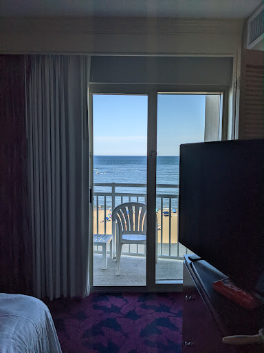 Hotel «SpringHill Suites by Marriott Virginia Beach Oceanfront», reviews and photos, 901 Atlantic Ave, Virginia Beach, VA 23451, USA