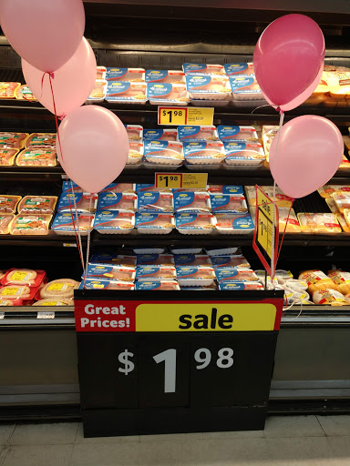 Grocery Store «Harveys Supermarket», reviews and photos, 955 S 1st St, Jesup, GA 31545, USA