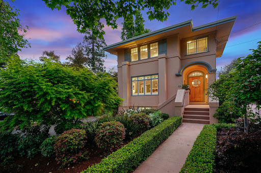 Stea Realty Group image