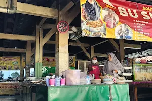Warung Makan Bu Sirep(ꦮꦫꦸꦁꦩꦏꦤ꧀ꦧꦸꦱꦶꦉꦥ꧀) image