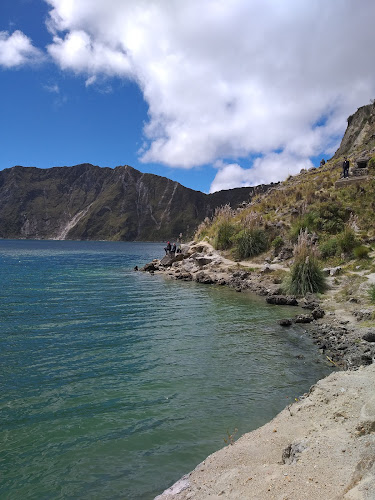 Playa de la Laguna Quilotoa - Quito