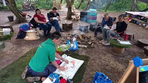 Muddies To Be - unique outdoor antenatal classes